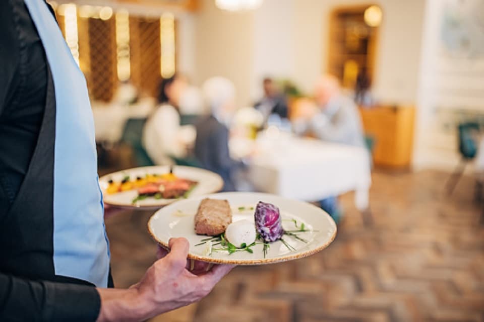 Benarkah Pahala Sedekah di Bulan Ramadan 700 Kali Lipat? Begini Penjelasannya Benarkah Pahala Sedekah di Bulan Ramadan 700 Kali Lipat? Begini Penjelasannya