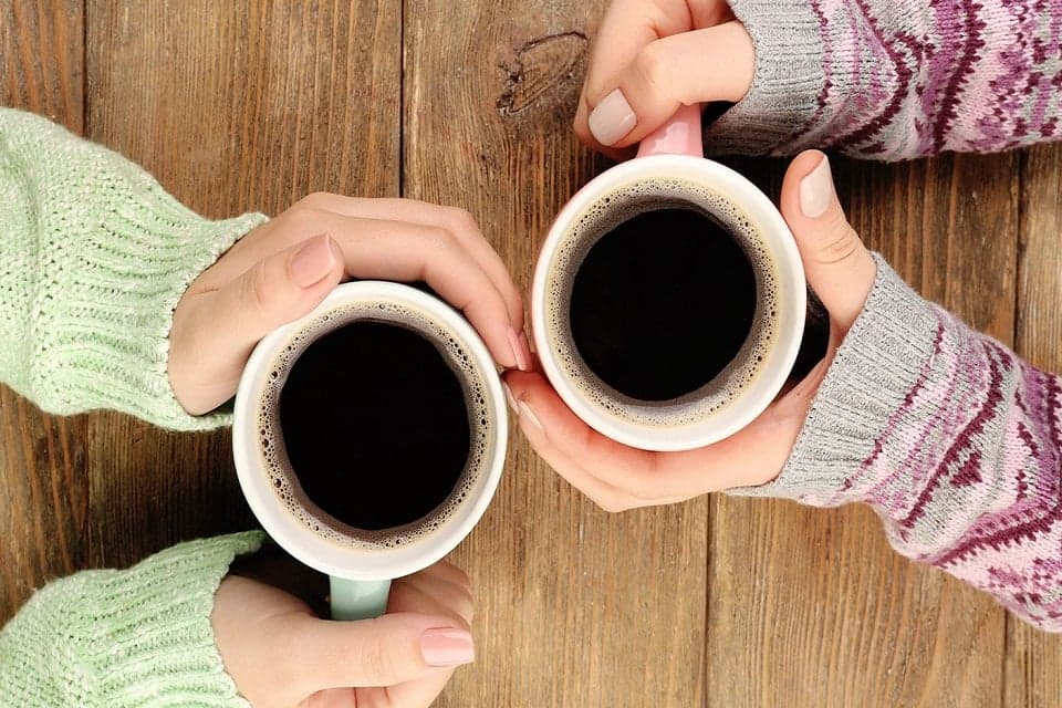 Tetap Ngopi Saat Puasa? Ini Cara Aman agar Tidak Dehidrasi dan Susah Tidur Tetap Ngopi Saat Puasa? Ini Cara Aman agar Tidak Dehidrasi dan Susah Tidur