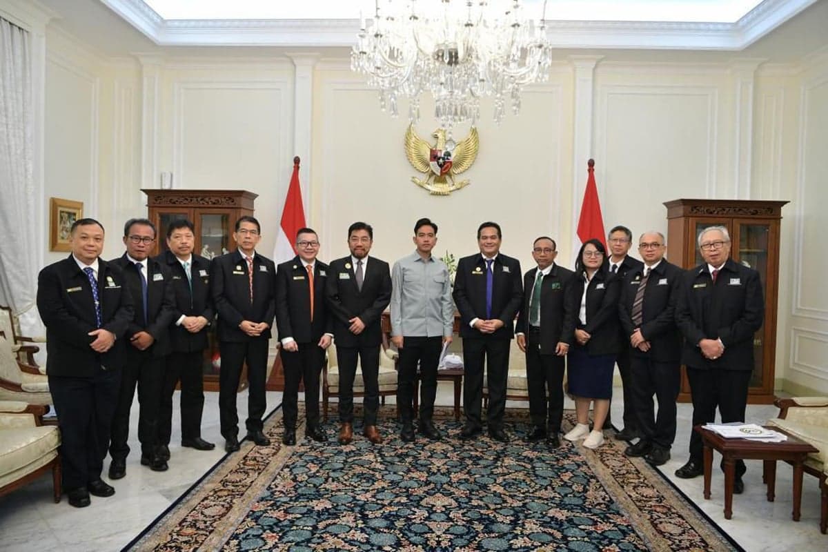 Gibran Dukung Lahirnya UU Konsultan Pajak, Ketum IKPI: Saatnya Miliki Payung Hukum Gibran Dukung Lahirnya UU Konsultan Pajak, Ketum IKPI: Saatnya Miliki Payung Hukum