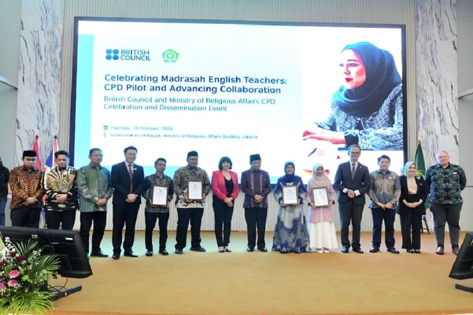 Dorong Guru Madrasah Kuasai Bahasa Inggris, Menag: Hubungkan Siswa ke Literatur Global Dorong Guru Madrasah Kuasai Bahasa Inggris, Menag: Hubungkan Siswa ke Literatur Global