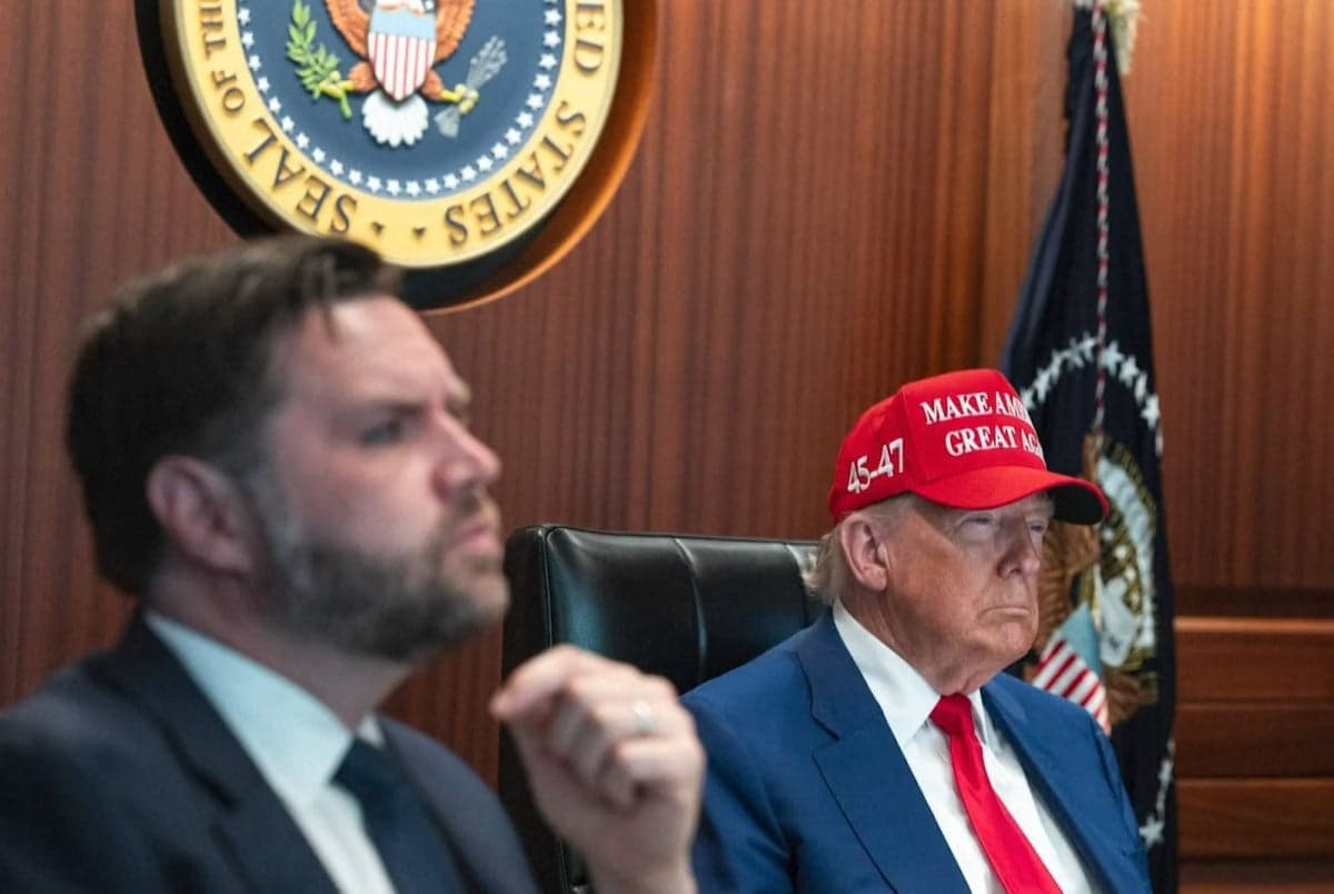 Memanas, AS Peringatkan Warga Amerika Segera Tinggalkan Iran Memanas, AS Peringatkan Warga Amerika Segera Tinggalkan Iran