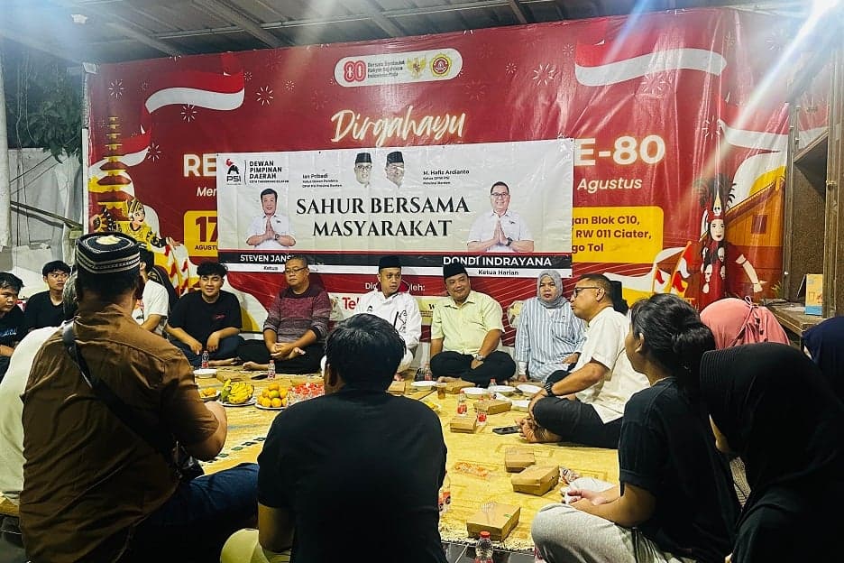 Serap Aspirasi, Ketua Dewan Pembina PSI Banten Sahur Bareng Warga dan Karang Taruna Serap Aspirasi, Ketua Dewan Pembina PSI Banten Sahur Bareng Warga dan Karang Taruna