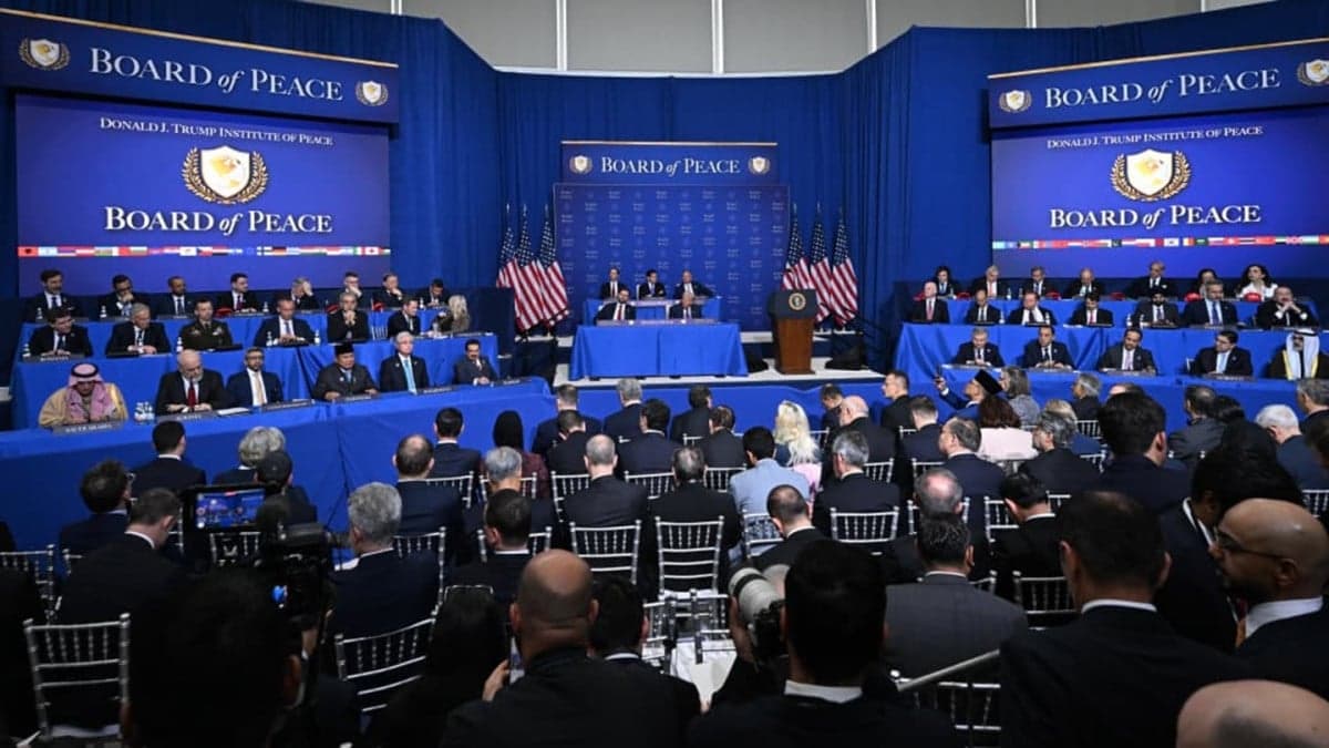 MUI Desak Indonesia Mundur dari Board of Peace usai AS-Israel Serang Iran MUI Desak Indonesia Mundur dari Board of Peace usai AS-Israel Serang Iran