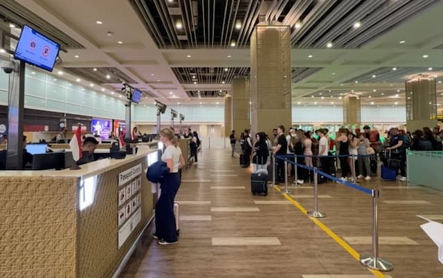 5 Penerbangan Internasional dari Bali Dibatalkan Imbas Serangan AS-Israel ke Iran 5 Penerbangan Internasional dari Bali Dibatalkan Imbas Serangan AS-Israel ke Iran