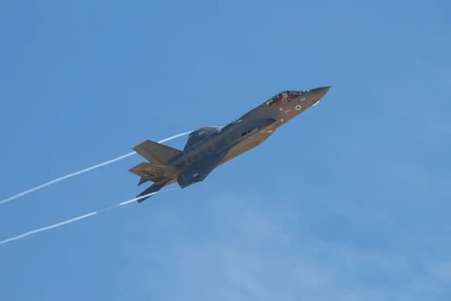 Israel Kerahkan 200 Pesawat dalam Serangan terhadap Iran, Termasuk Jet Tempur Siluman F-35 Israel Kerahkan 200 Pesawat dalam Serangan terhadap Iran, Termasuk Jet Tempur Siluman F-35