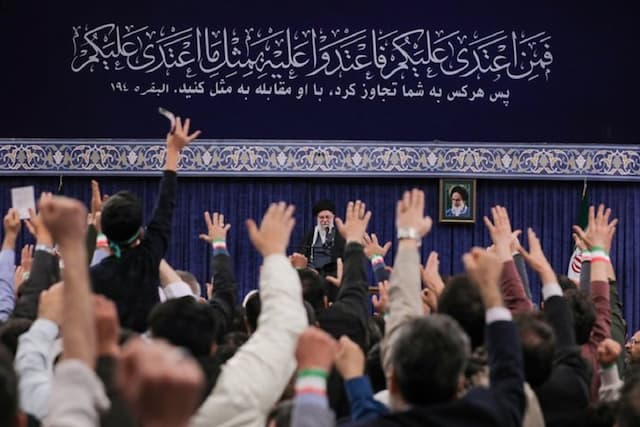 Putri, Menantu, dan Cucu Khamenei Juga Tewas Diserang AS-Israel Putri, Menantu, dan Cucu Khamenei Juga Tewas Diserang AS-Israel