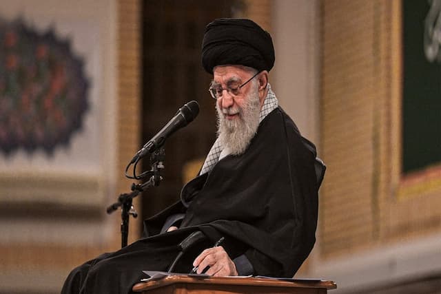 Iran Konfirmasi Khamenei Tewas Diserang AS-Israel, Umumkan Masa Berkabung 40 Hari Iran Konfirmasi Khamenei Tewas Diserang AS-Israel, Umumkan Masa Berkabung 40 Hari