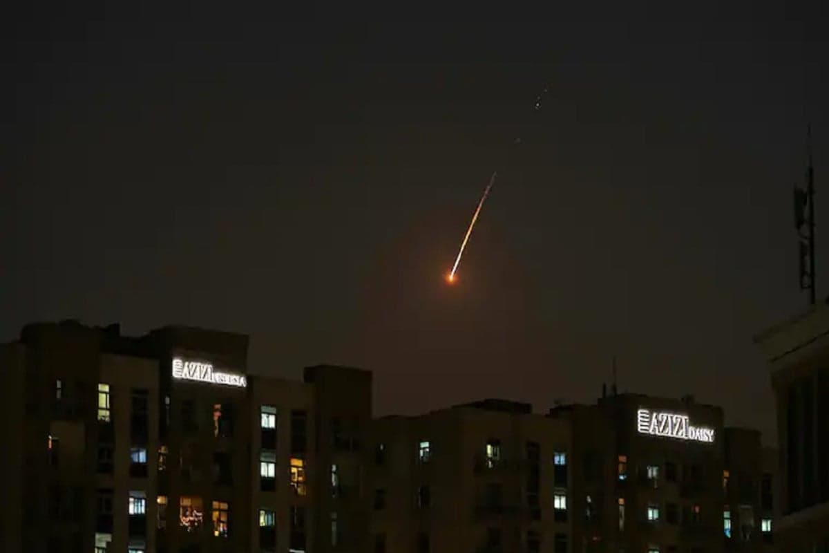 Perang Iran vs AS-Israel Bikin Timur Tengah Mencekam: 7 Negara Tutup Wilayah Udara, 1.800 Penerbangan Dibatalkan Perang Iran vs AS-Israel Bikin Timur Tengah Mencekam: 7 Negara Tutup Wilayah Udara, 1.800 Penerbangan Dibatalkan