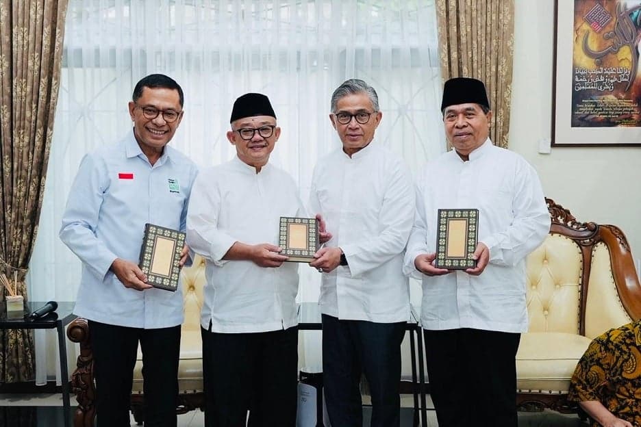 Dukung Pendidikan Diri di Bulan Ramadan, Sinar Mas Wakafkan 1.000 Mushaf Al-Qur'an Dukung Pendidikan Diri di Bulan Ramadan, Sinar Mas Wakafkan 1.000 Mushaf Al-Qur'an