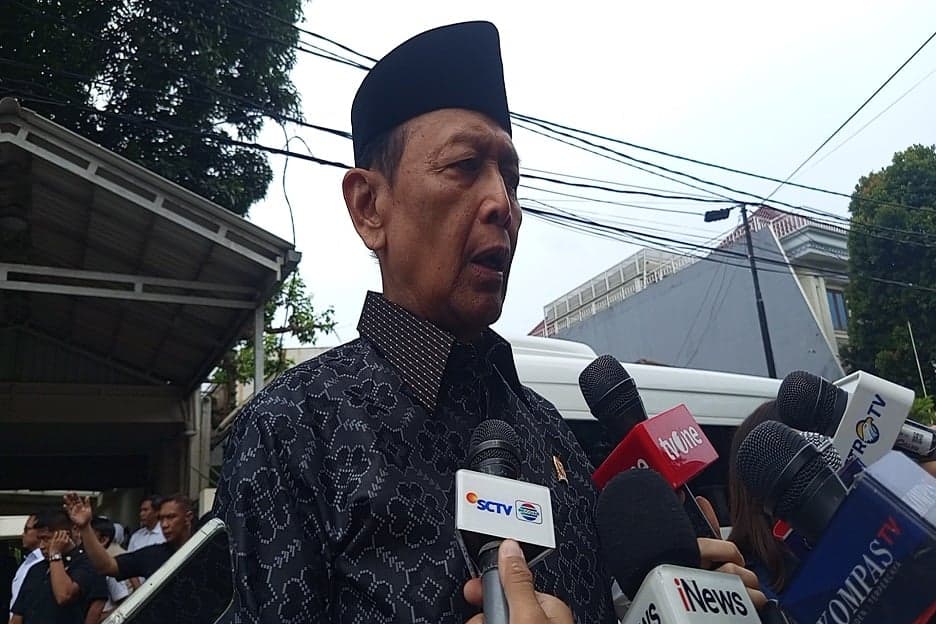 Wiranto: Try Sutrisno Negarawan yang Paripurna, Masih Kerap Beri Laporan ke Presiden Wiranto: Try Sutrisno Negarawan yang Paripurna, Masih Kerap Beri Laporan ke Presiden