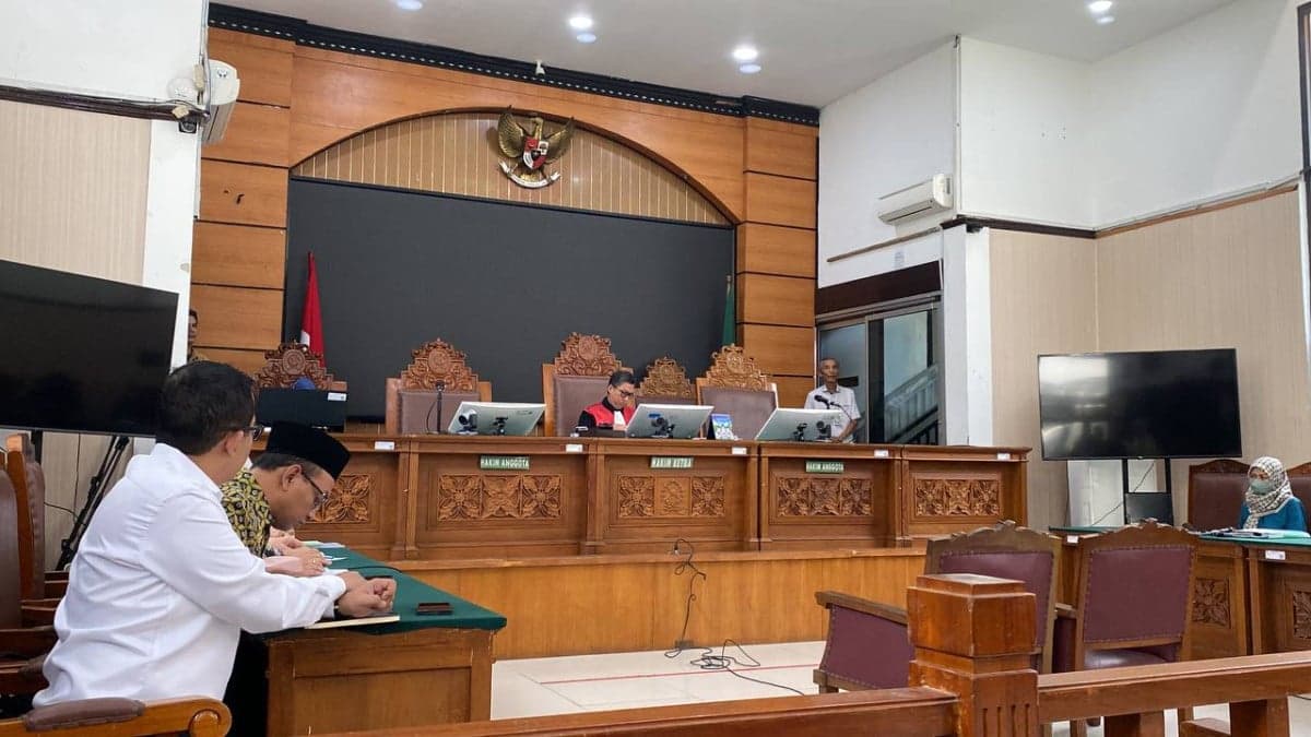 Hakim Praperadilan Ingatkan Kubu Gus Yaqut dan KPK: Persidangan Ini Tidak Ada Transaksional Hakim Praperadilan Ingatkan Kubu Gus Yaqut dan KPK: Persidangan Ini Tidak Ada Transaksional