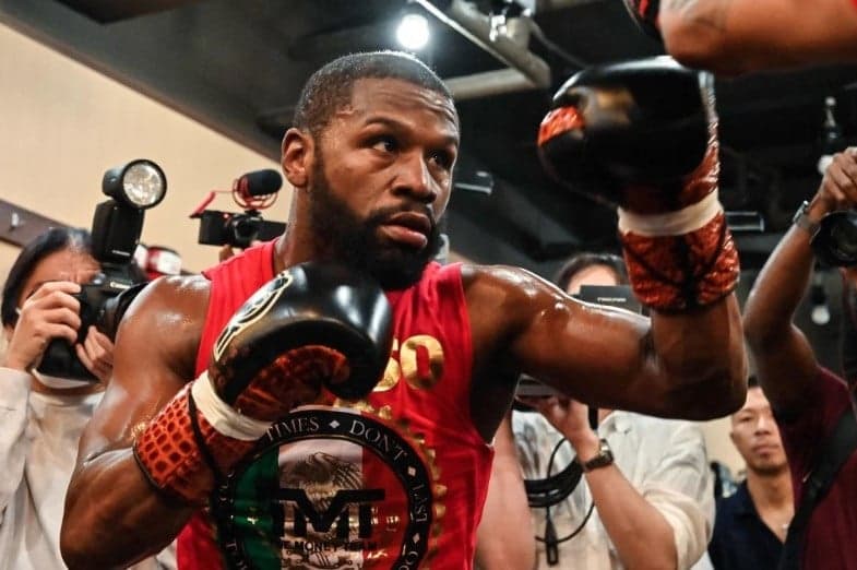 Mayweather Panaskan Tahun 2026: Tantang Zambidis di Athena, Pacquiao Lawan Berikutnya Mayweather Panaskan Tahun 2026: Tantang Zambidis di Athena, Pacquiao Lawan Berikutnya