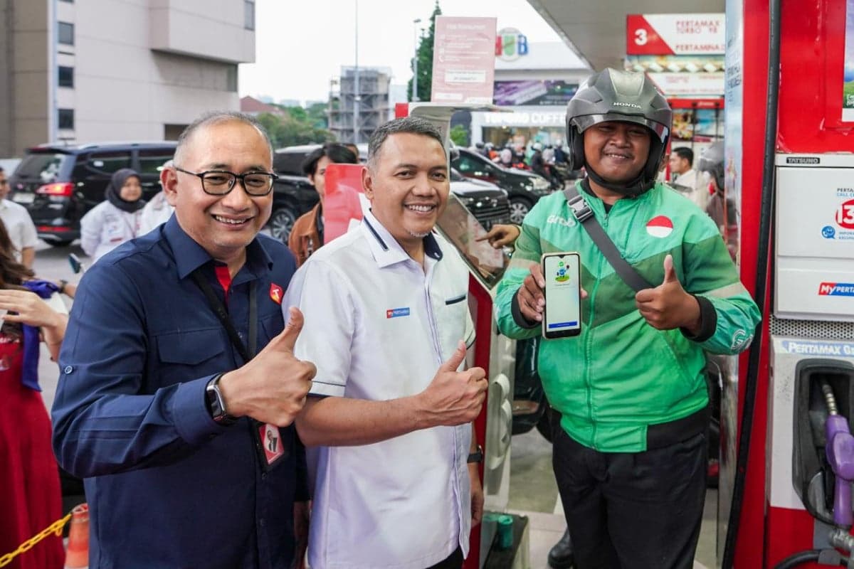 Pertamina Patra Niaga Bersama Telkomsel Hadirkan Paket Data dengan Benefit E-Voucher BBM bagi Pengemudi Ojol Pertamina Patra Niaga Bersama Telkomsel Hadirkan Paket Data dengan Benefit E-Voucher BBM bagi Pengemudi Ojol