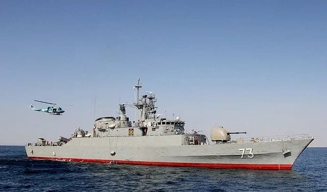 Kapal Perang Iran Tenggelam di Lepas Pantai Sri Lanka, Jenazah Ditemukan Kapal Perang Iran Tenggelam di Lepas Pantai Sri Lanka, Jenazah Ditemukan