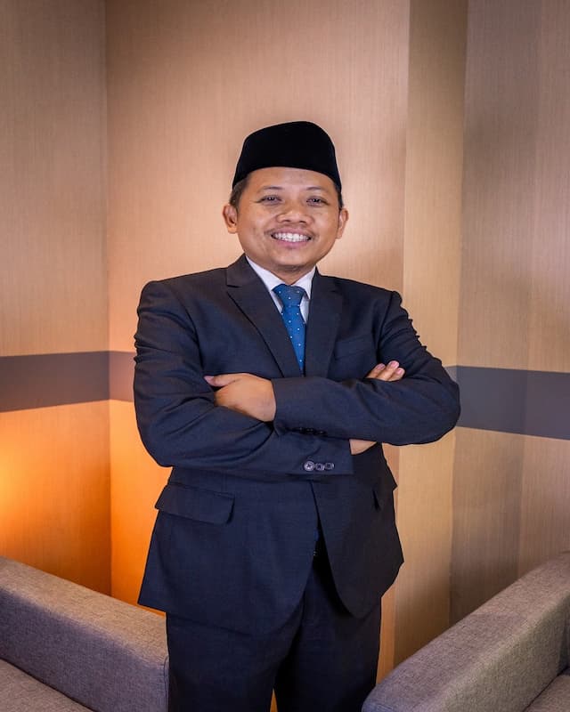 Escape: Jalan Para Nabi Membangun Peradaban Utama di Tengah Dunia yang Kacau Escape: Jalan Para Nabi Membangun Peradaban Utama di Tengah Dunia yang Kacau