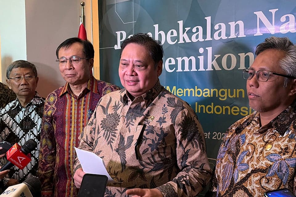 Menko Airlangga Bela MBG usai Masuk Catatan Fitch: Program Investasi Jangka Panjang Menko Airlangga Bela MBG usai Masuk Catatan Fitch: Program Investasi Jangka Panjang