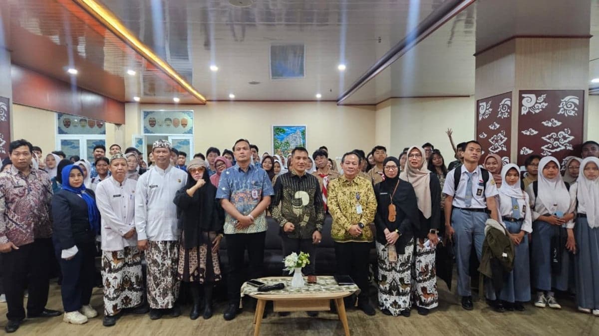 Tangkal Ekstremisme Berbasis Kekerasan dengan Konsep Sekolah Ramah dan Inklusif Tangkal Ekstremisme Berbasis Kekerasan dengan Konsep Sekolah Ramah dan Inklusif