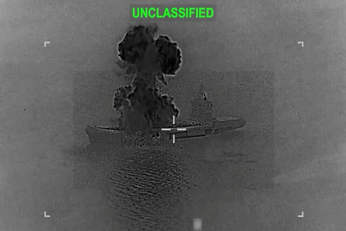 AS Serang Kapal Induk Drone Iran, Rilis Video Bukti AS Serang Kapal Induk Drone Iran, Rilis Video Bukti