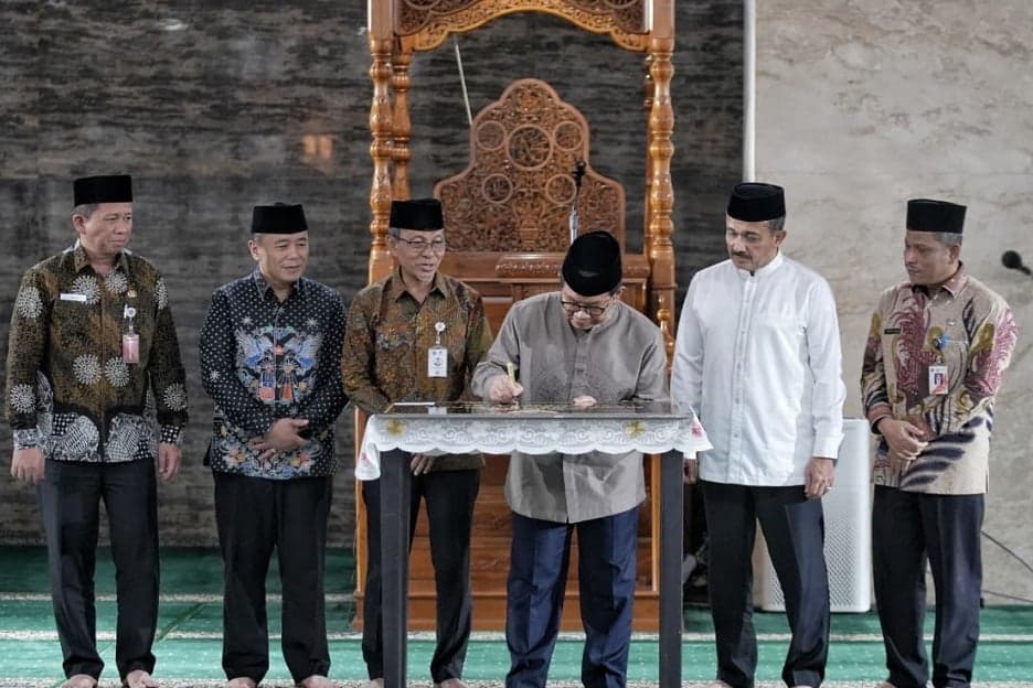 Resmikan Masjid Darul Jannah di Wali Kota Jaksel, Pramono: Semoga Beri Kenyamaan Beribadah Resmikan Masjid Darul Jannah di Wali Kota Jaksel, Pramono: Semoga Beri Kenyamaan Beribadah