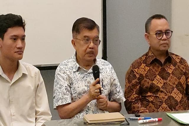 JK Akui Konflik Timur Tengah Bakal Ganggu Pasokan dan Bebani Subsidi BBM JK Akui Konflik Timur Tengah Bakal Ganggu Pasokan dan Bebani Subsidi BBM