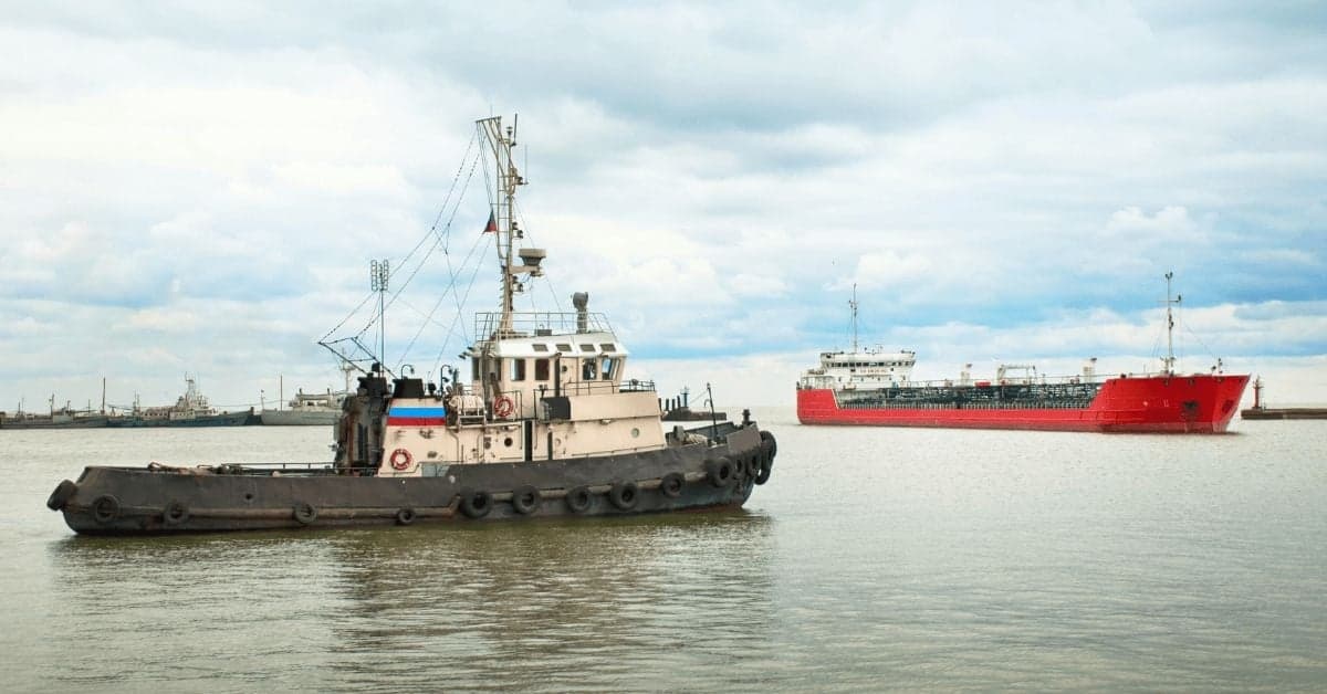 Kapal Penarik Tanker Dirudal Iran, 3 WNI Dilaporkan Hilang Kapal Penarik Tanker Dirudal Iran, 3 WNI Dilaporkan Hilang