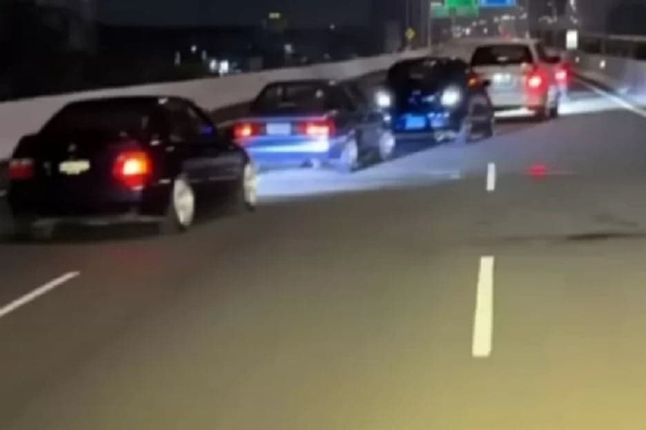 6 Pengemudi Mobil Zig-zag di Tol Becakayu Ditemukan, Polda Metro Jaya: Kami Lakukan Teguran Lisan 6 Pengemudi Mobil Zig-zag di Tol Becakayu Ditemukan, Polda Metro Jaya: Kami Lakukan Teguran Lisan