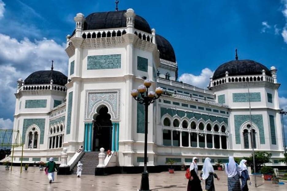 Jadwal Salat dan Imsakiyah Kota Medan Hari Ini, Minggu 18 Ramadan 1447 H Jadwal Salat dan Imsakiyah Kota Medan Hari Ini, Minggu 18 Ramadan 1447 H