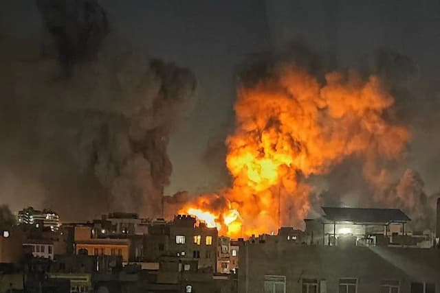 Rusia Turun Tangan Bantu Iran Melawan AS-Israel, Pakar Sebut Perang Dunia III Telah Dimulai Rusia Turun Tangan Bantu Iran Melawan AS-Israel, Pakar Sebut Perang Dunia III Telah Dimulai