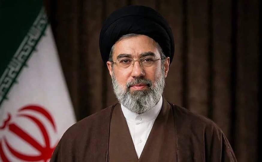 6 Alasan Mojtaba Khamenei Dipilih sebagai Pemimpin Tertinggi Iran 6 Alasan Mojtaba Khamenei Dipilih sebagai Pemimpin Tertinggi Iran