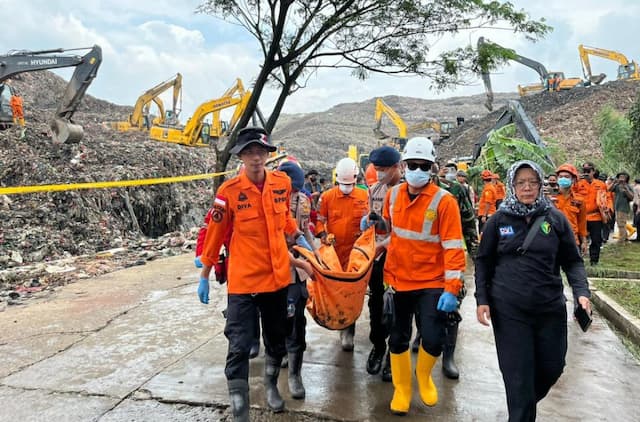 1 Korban Longsor TPST Bantargebang Kembali Ditemukan, Total 5 Tewas 1 Korban Longsor TPST Bantargebang Kembali Ditemukan, Total 5 Tewas