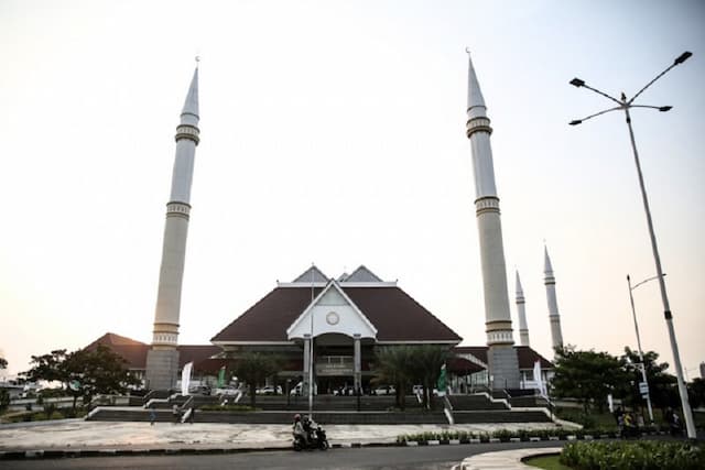 Jadwal Salat dan Imsakiyah Kota Jakarta Hari Ini, 20 Ramadan 1447 H Jadwal Salat dan Imsakiyah Kota Jakarta Hari Ini, 20 Ramadan 1447 H