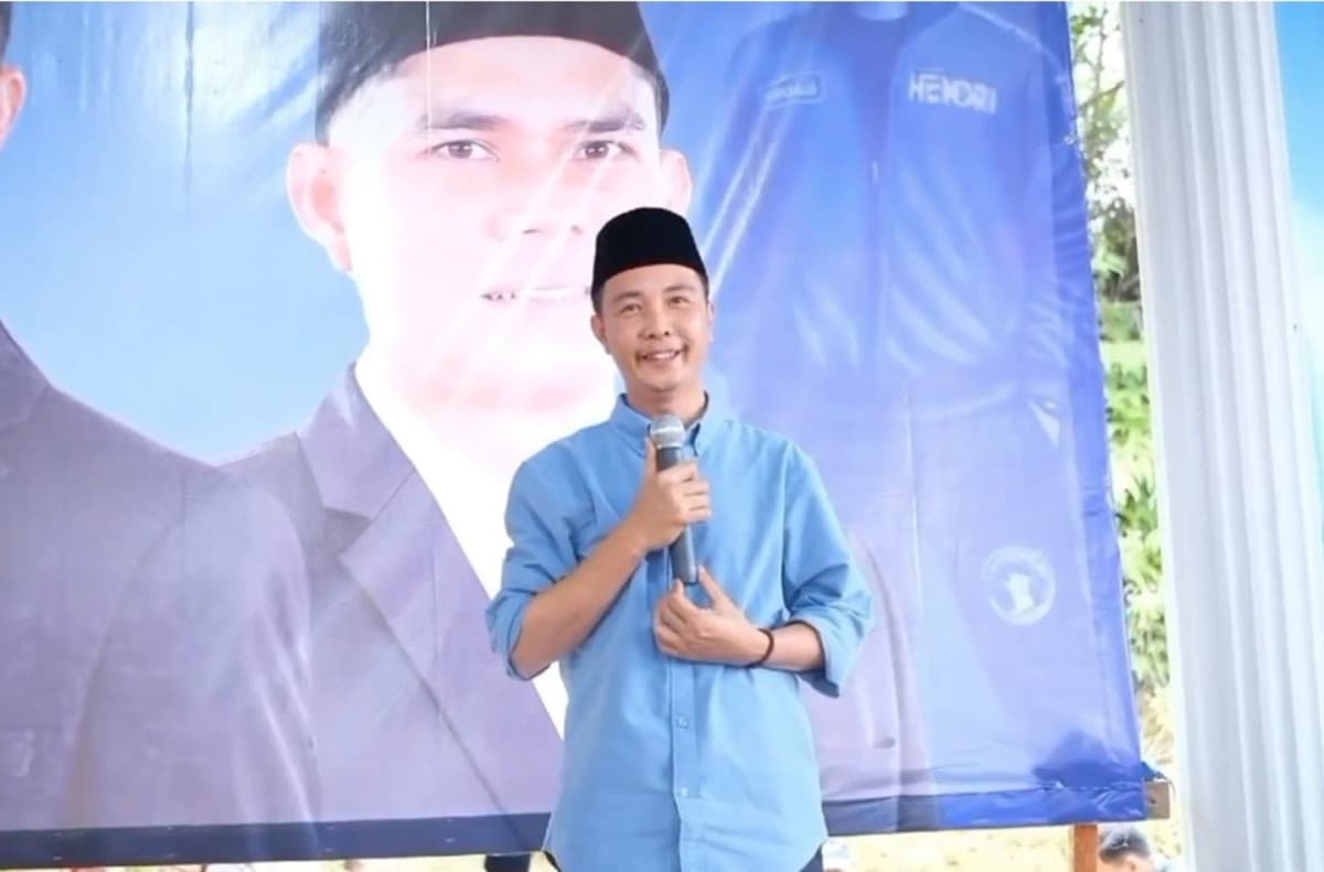 Bupati Rejang Lebong Fikri Thobari Cs Ditetapkan Jadi Tersangka Suap Bupati Rejang Lebong Fikri Thobari Cs Ditetapkan Jadi Tersangka Suap