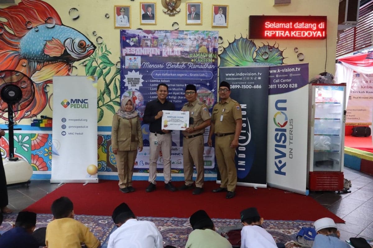 MNC Sky Vision Bersama MNC Peduli Gelar Pesantren Kilat dan Santunan Anak Yatim di Kedoya Utara MNC Sky Vision Bersama MNC Peduli Gelar Pesantren Kilat dan Santunan Anak Yatim di Kedoya Utara
