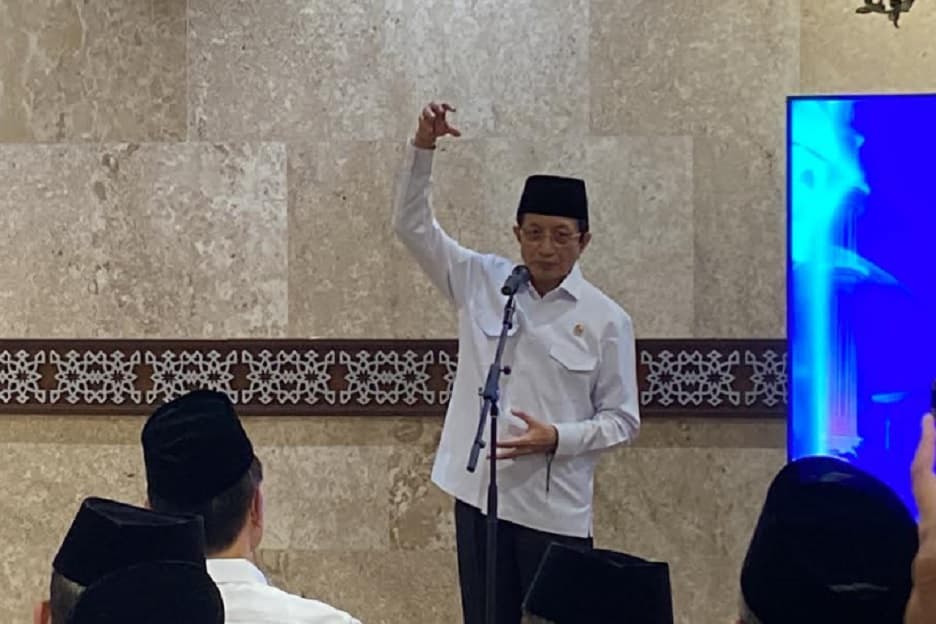 Menag Tak Setuju Gerakan Boikot Produk Pro-Israel dan AS: Umat Islam Rugi Dobel, di Sana Dibantai di Sini di-PHK Menag Tak Setuju Gerakan Boikot Produk Pro-Israel dan AS: Umat Islam Rugi Dobel, di Sana Dibantai di Sini di-PHK