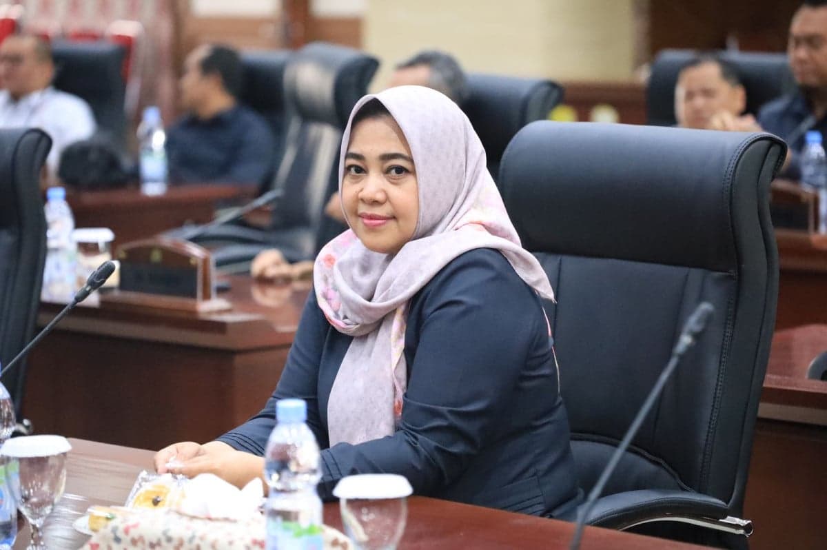 DPRD Kota Tangerang Soroti Efektivitas Program Hari Bebas Kendaraan ASN Setiap Jumat DPRD Kota Tangerang Soroti Efektivitas Program Hari Bebas Kendaraan ASN Setiap Jumat