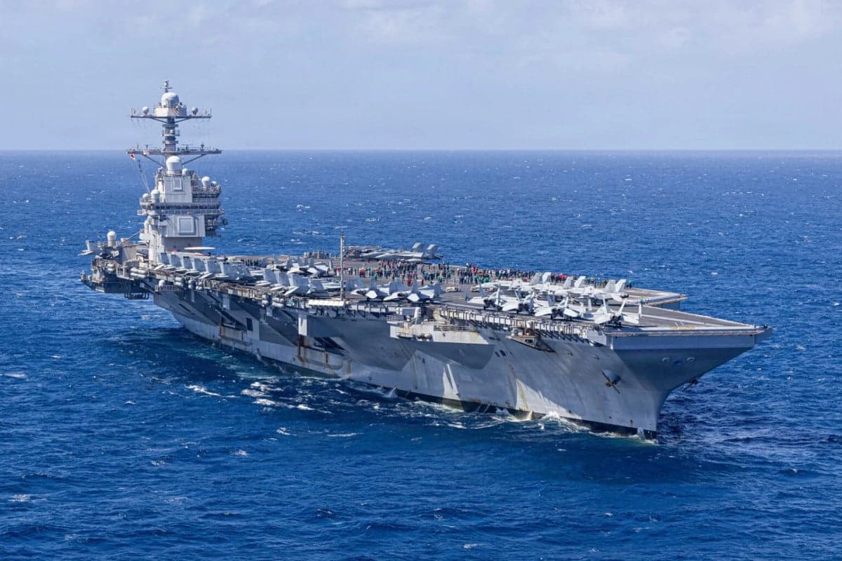 Kapal Induk USS Gerald R Ford Terbakar, AS Klaim Bukan akibat Serangan Iran Kapal Induk USS Gerald R Ford Terbakar, AS Klaim Bukan akibat Serangan Iran