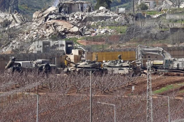 Memanas, Israel Berencana Gelar Operasi Darat Skala Besar di Lebanon Memanas, Israel Berencana Gelar Operasi Darat Skala Besar di Lebanon