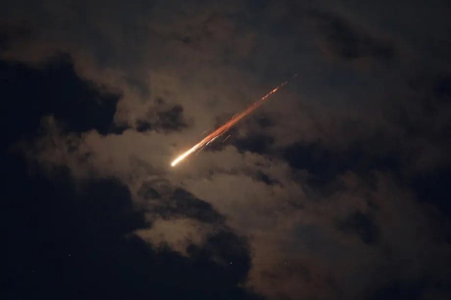 UEA Cegat 278 Rudal Balistik dan 1.540 Drone sejak Awal Serangan Iran UEA Cegat 278 Rudal Balistik dan 1.540 Drone sejak Awal Serangan Iran