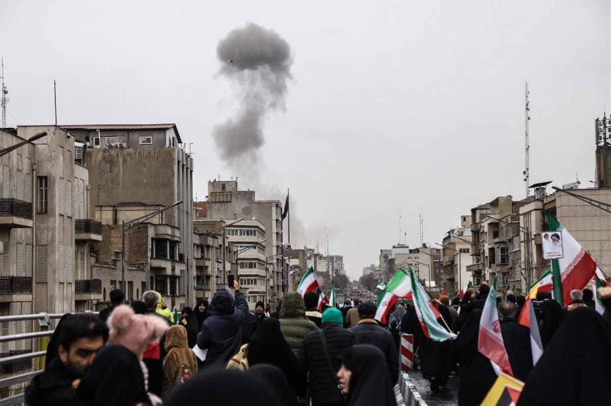 Serangan Udara Israel Gempur Warga Iran saat Pawai Hari al-Quds Serangan Udara Israel Gempur Warga Iran saat Pawai Hari al-Quds