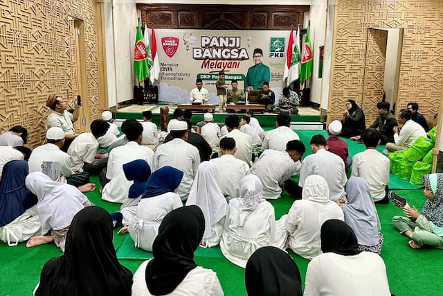 Tebar Cinta Ramadan, DKP Panji Bangsa Santuni Ratusan Anak Yatim Piatu di DPP PKB Tebar Cinta Ramadan, DKP Panji Bangsa Santuni Ratusan Anak Yatim Piatu di DPP PKB