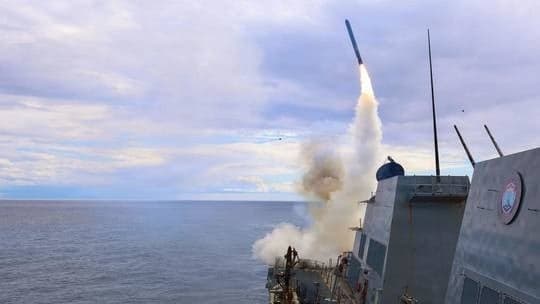 AS Habiskan Persediaan Amunisi Selama Bertahun-tahun dalam Perang Melawan Iran AS Habiskan Persediaan Amunisi Selama Bertahun-tahun dalam Perang Melawan Iran