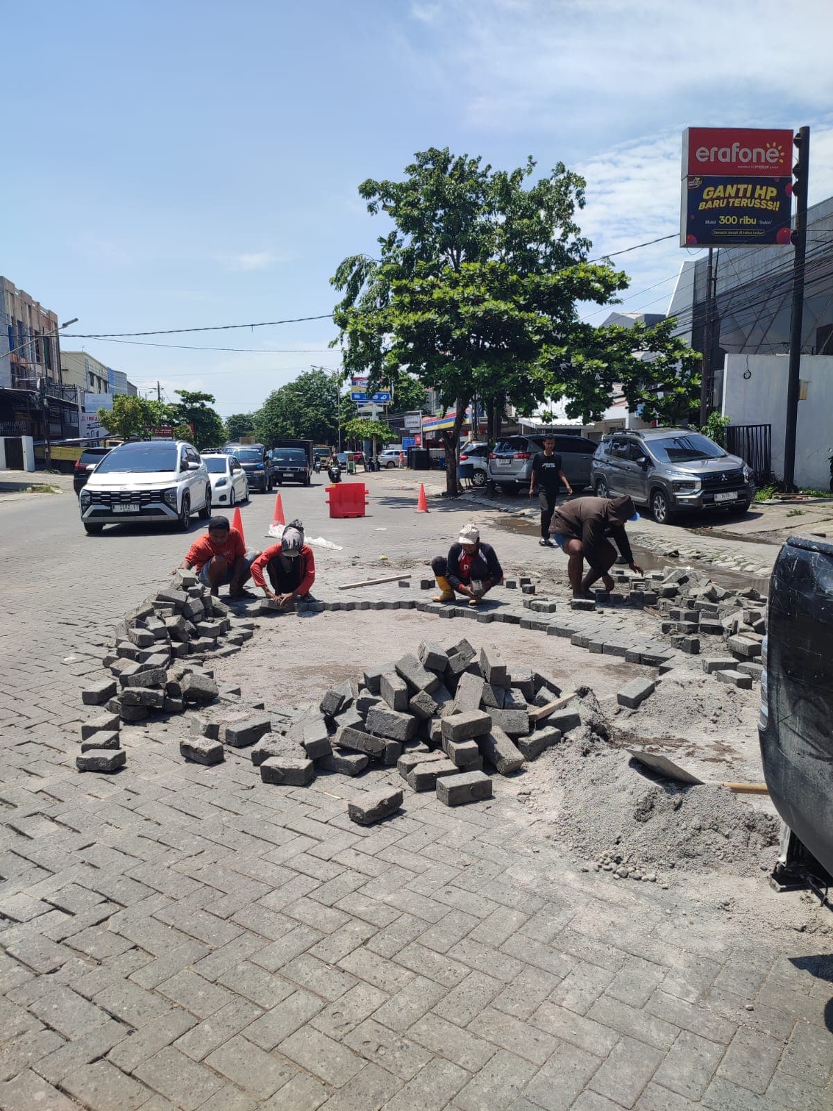 Respons Cepat Laporan Warga, Wali Kota Semarang Siapkan Betonisasi Masif dan Perbaikan Rutin di Jalan Citarum Respons Cepat Laporan Warga, Wali Kota Semarang Siapkan Betonisasi Masif dan Perbaikan Rutin di Jalan Citarum