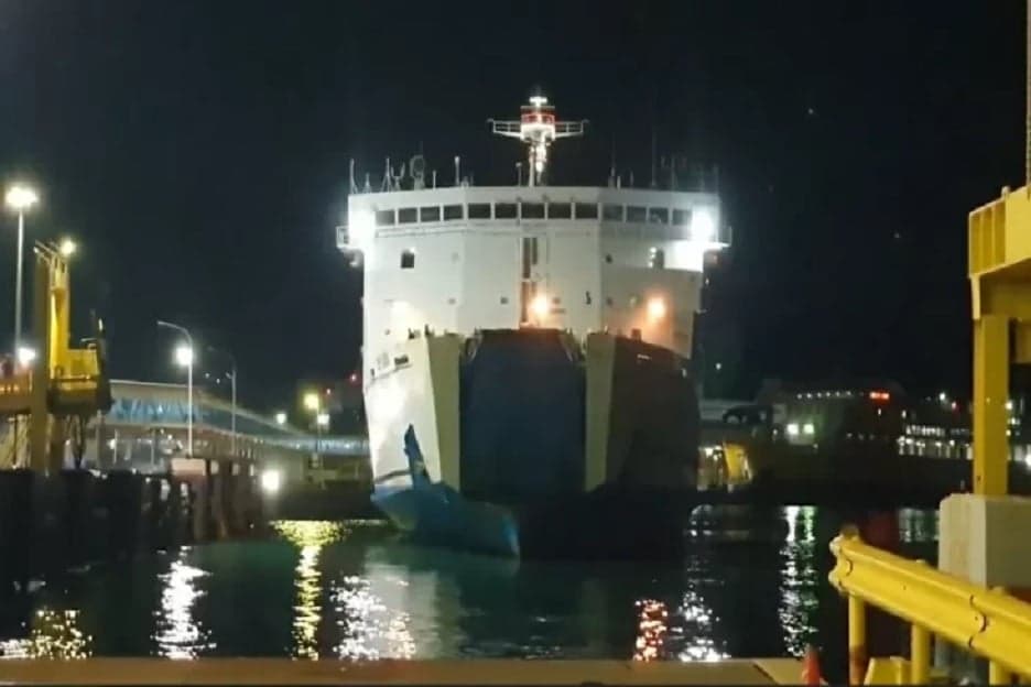 Fasilitas Dermaga Terbatas, Layanan Mudik Lebaran di Pelabuhan Merak Berpotensi Terhambat Fasilitas Dermaga Terbatas, Layanan Mudik Lebaran di Pelabuhan Merak Berpotensi Terhambat