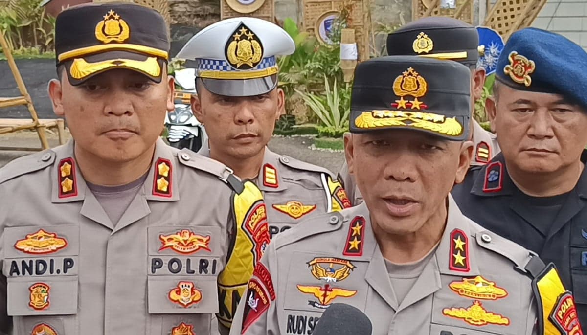 Sidak ke Lingkar Gentong, Kapolda Jabar: Saya Tak Mau Polisi Hanya Terima Laporan Macet dan Kecelakaan Sidak ke Lingkar Gentong, Kapolda Jabar: Saya Tak Mau Polisi Hanya Terima Laporan Macet dan Kecelakaan