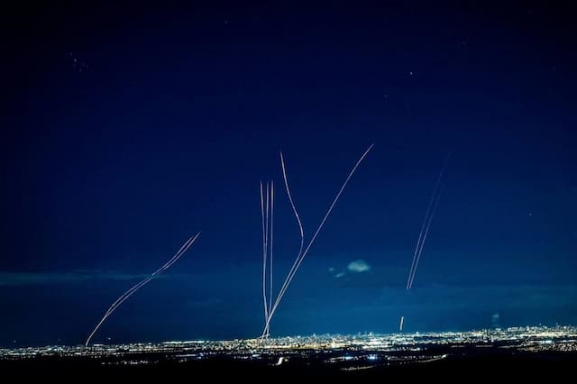 GPS Buatan China Bikin Rudal Iran Tak Pernah Meleset saat Bombardir Israel GPS Buatan China Bikin Rudal Iran Tak Pernah Meleset saat Bombardir Israel