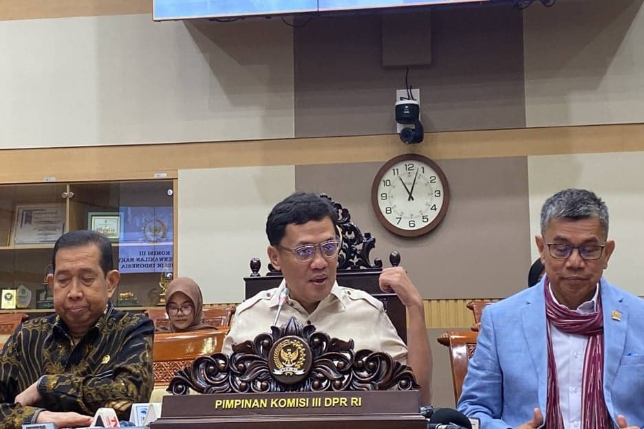 Rapat Khusus Penyiraman Air Keras Aktivis Kontras Andrie Yunus, Komisi III DPR Minta Polri Usut Tuntas Rapat Khusus Penyiraman Air Keras Aktivis Kontras Andrie Yunus, Komisi III DPR Minta Polri Usut Tuntas