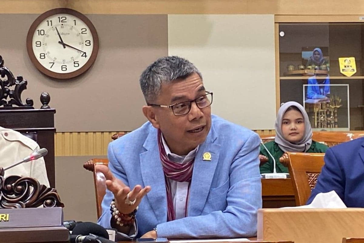 Belum Usulkan Bentuk TGPF Penyiraman Air Keras Andrie Yunus, DPR: Kita Tunggu Dulu Situasi Belum Usulkan Bentuk TGPF Penyiraman Air Keras Andrie Yunus, DPR: Kita Tunggu Dulu Situasi