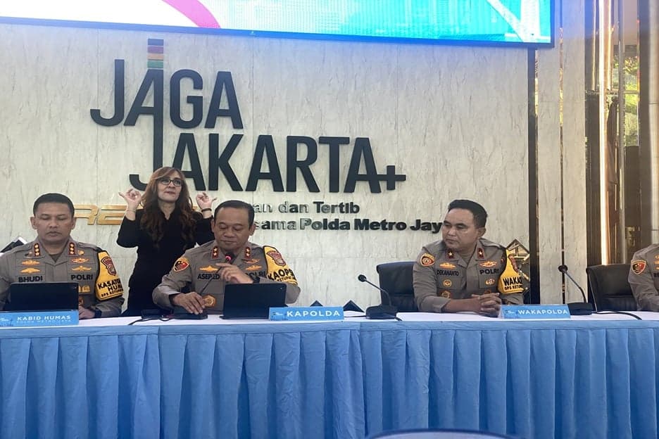Pelaku Penyiraman Air Keras ke Aktivis Kontras Diduga 4 Orang Pakai 2 Motor Pelaku Penyiraman Air Keras ke Aktivis Kontras Diduga 4 Orang Pakai 2 Motor