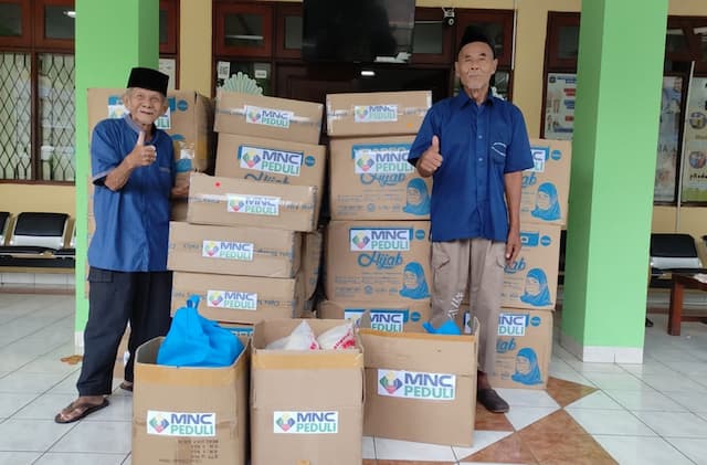 MNC Peduli Salurkan Bantuan untuk Lansia di PSTW Budi Mulia 4, Warga Panti Sosial: Terima Kasih MNC Peduli Salurkan Bantuan untuk Lansia di PSTW Budi Mulia 4, Warga Panti Sosial: Terima Kasih