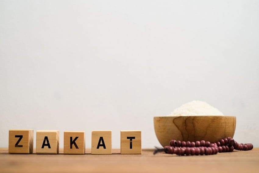 Zakat Tidak Dibagikan Sembarangan, Hanya 8 Golongan yang Berhak Menerimanya Zakat Tidak Dibagikan Sembarangan, Hanya 8 Golongan yang Berhak Menerimanya